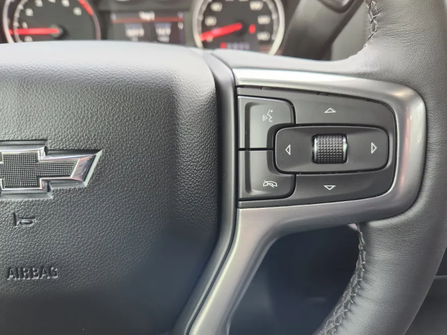 2022 Chevrolet Silverado 1500 LTD | Photo 20 of 28