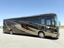 2016 Tiffin Phaeton 40AH | Thumbnail Photo 1 of 14