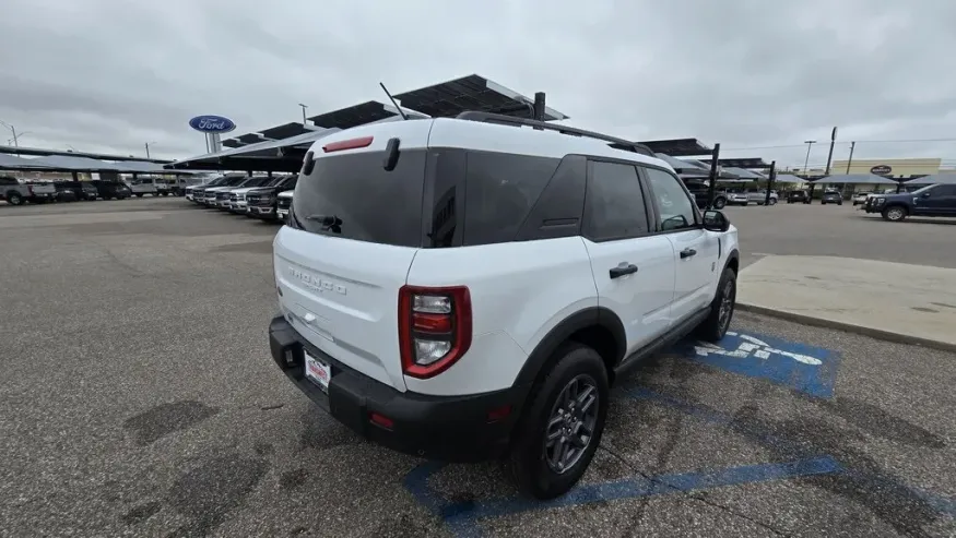 2025 Ford Bronco Sport | Photo 6 of 28