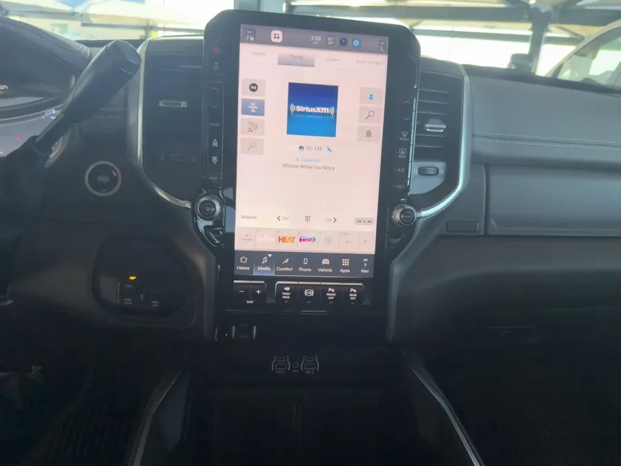 2026 RAM 3500 Laramie | Photo 13 of 18