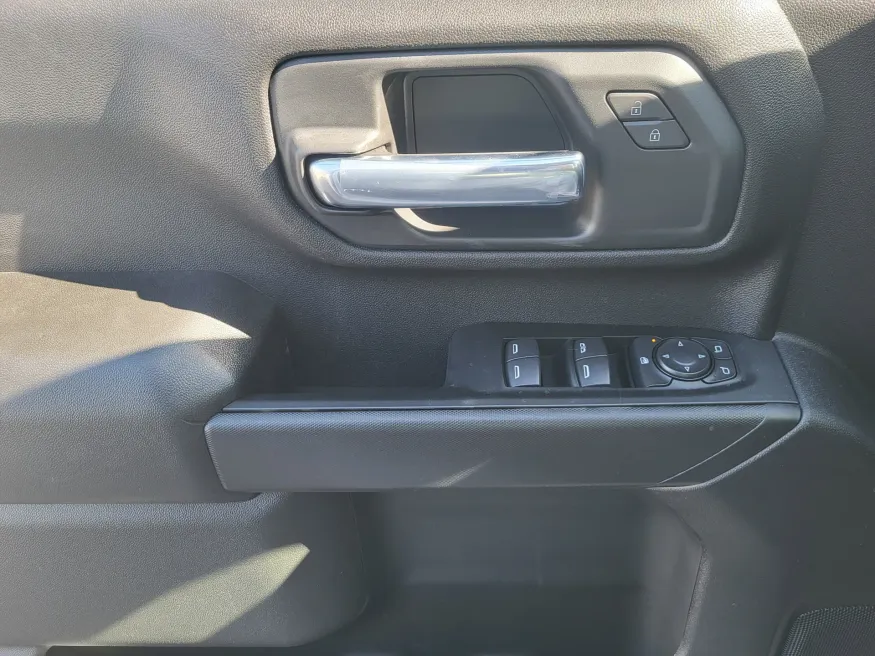 2026 GMC Sierra 2500HD Pro | Photo 21 of 30