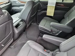 2024 Cadillac Escalade 4WD Premium Luxury | Thumbnail Photo 29 of 33