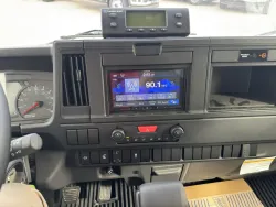 2025 Isuzu NRR | Thumbnail Photo 16 of 17