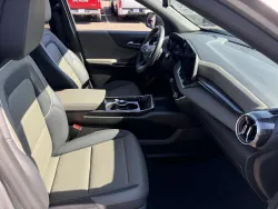 2025 Chevrolet Equinox AWD LT | Thumbnail Photo 12 of 22