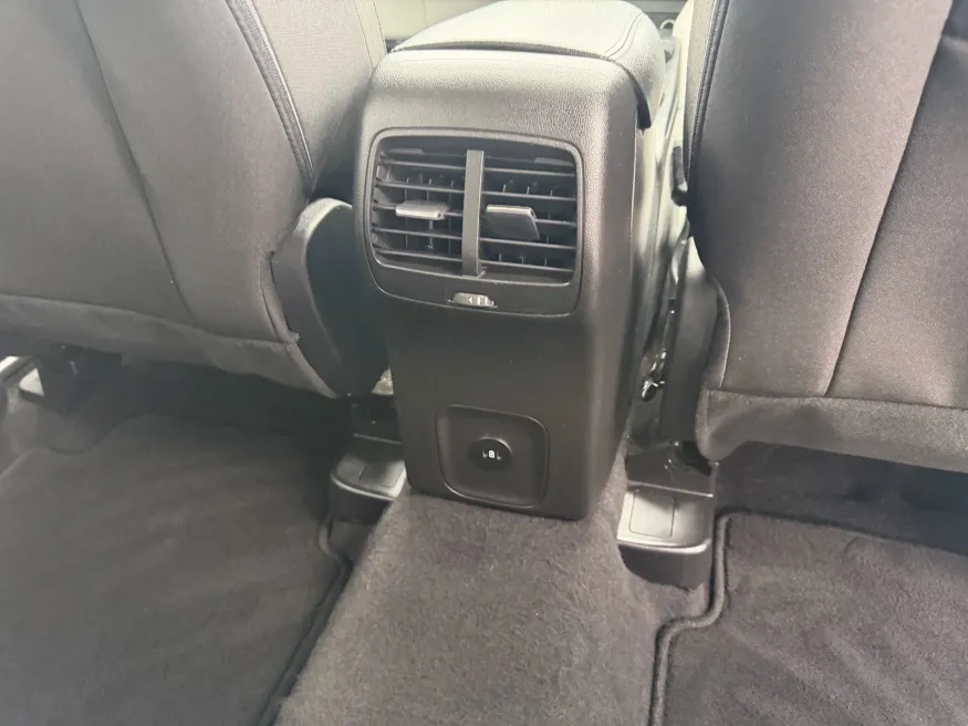 2024 Ford Escape Active | Photo 9 of 16