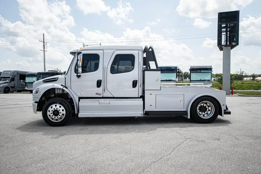 2024 Freightliner M2 106 Bolt 