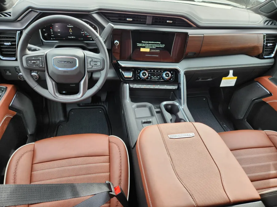 2026 GMC Sierra 3500HD Denali Ultimate | Photo 11 of 31