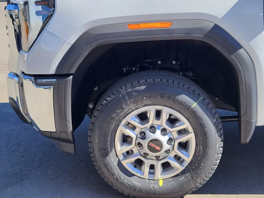 2026 GMC Sierra 2500HD Pro | Photo 7 of 24