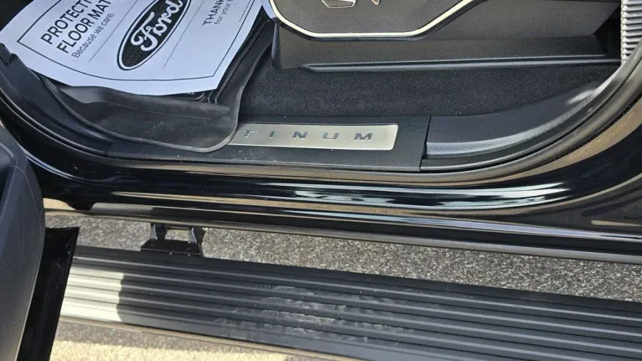 2024 Ford F-150 | Photo 1 of 35