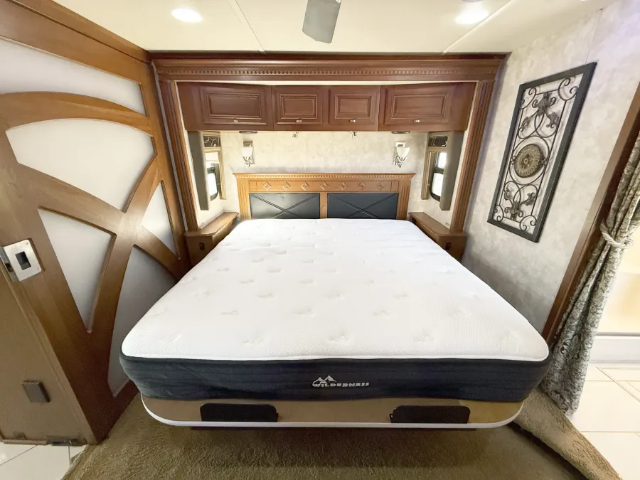 2012 Itasca Ellipse 42QD | Photo 15 of 32