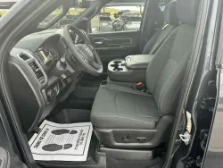 2025 RAM 3500 Big Horn | Thumbnail Photo 9 of 20