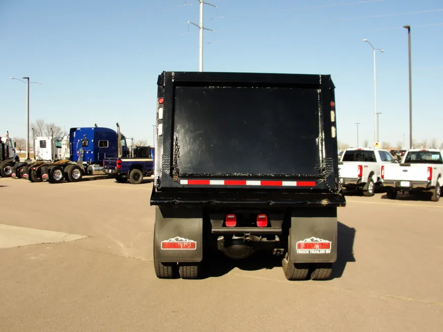 2018 Western Star 4700 | Photo 4 of 20