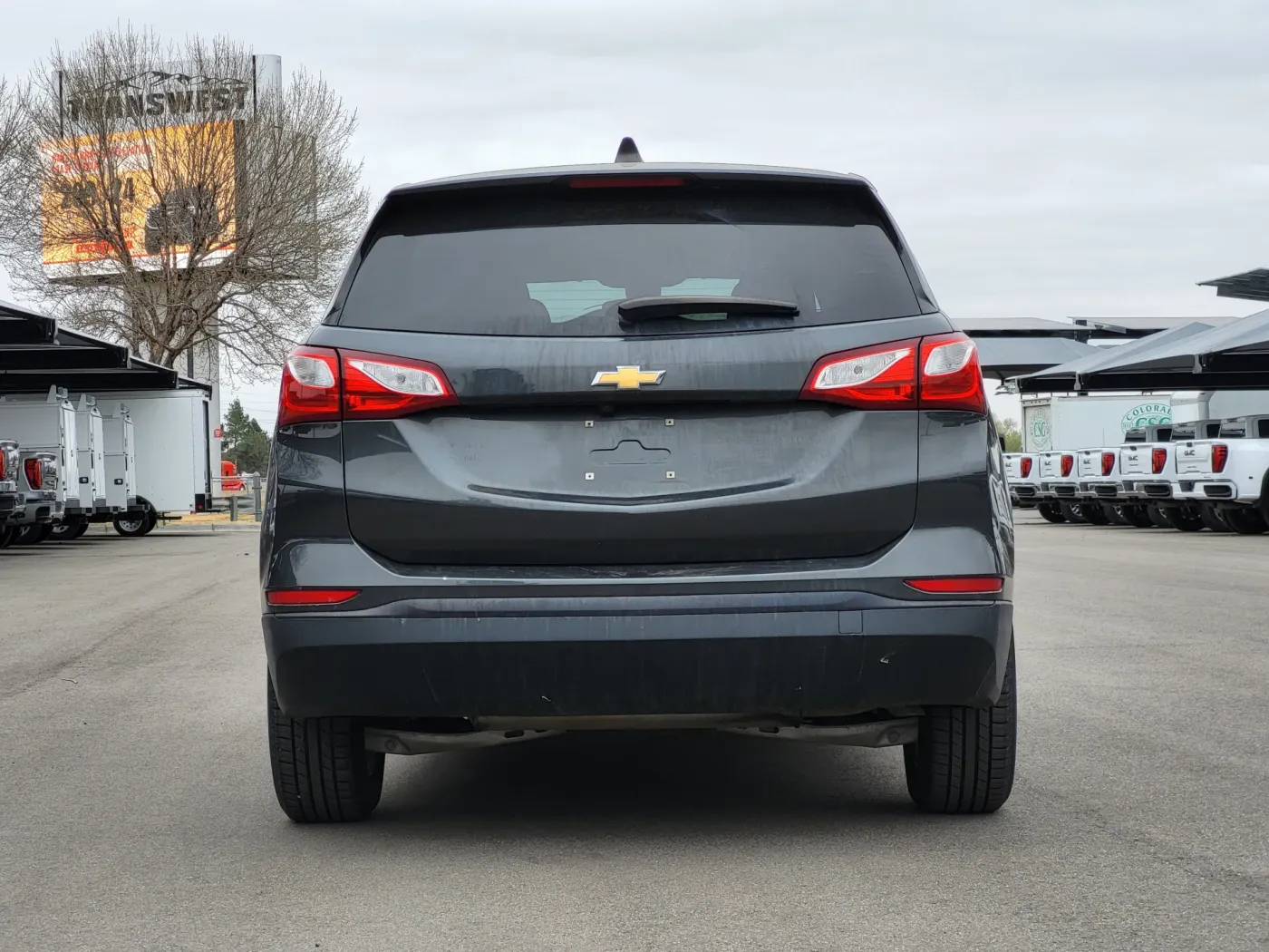 2021 Chevrolet Equinox LS | Photo 5 of 25