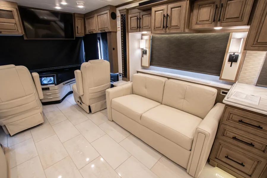 2026 Newmar London Aire 4551 | Photo 17 of 47