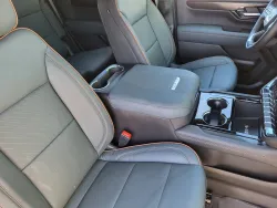 2026 GMC Yukon AT4 | Thumbnail Photo 12 of 25