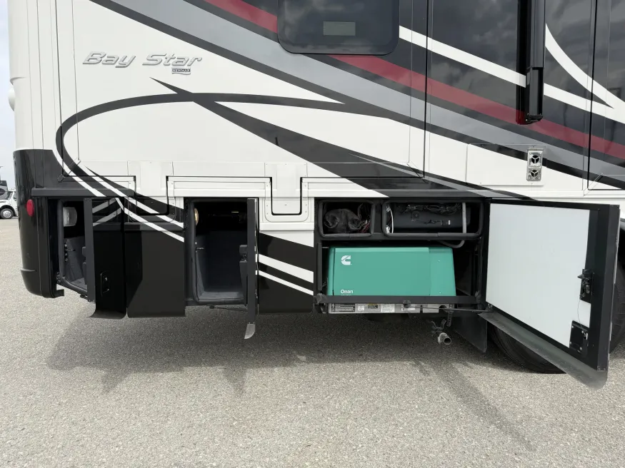 2021 Newmar Bay Star 3626 | Photo 25 of 27