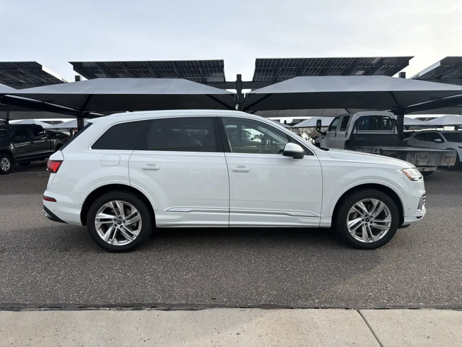 2023 Audi Q7 Premium Plus | Photo 5 of 23