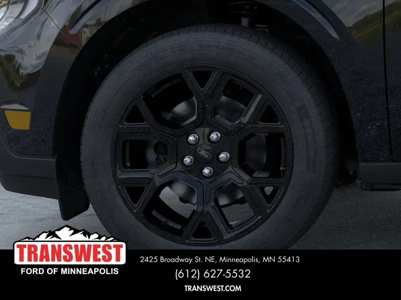 2026 Ford Maverick XLT | Photo 19 of 24
