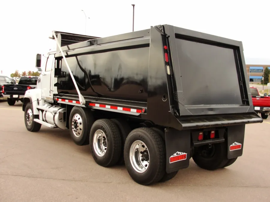 2018 Western Star 4700 | Photo 5 of 15