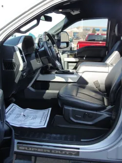 2022 Ford Super Duty F-350 Lariat | Thumbnail Photo 10 of 13