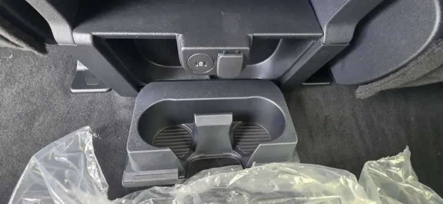 2026 Ford Super Duty F-250 | Photo 26 of 28