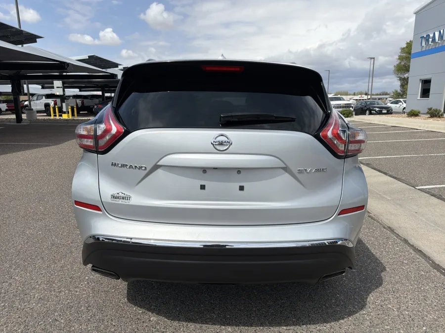 2016 Nissan Murano | Photo 3 of 18