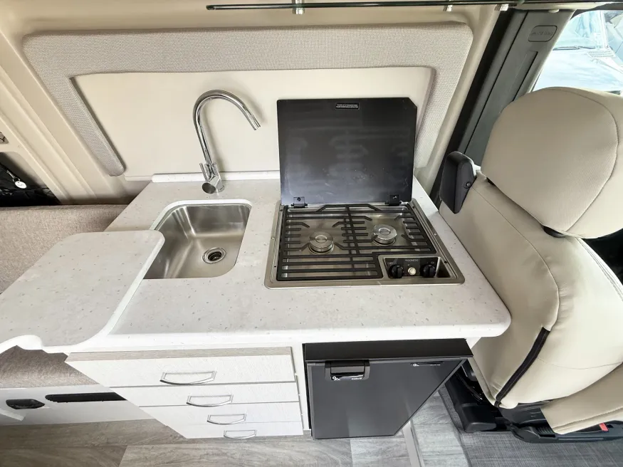 2024 Thor Rize 18G | Photo 5 of 12