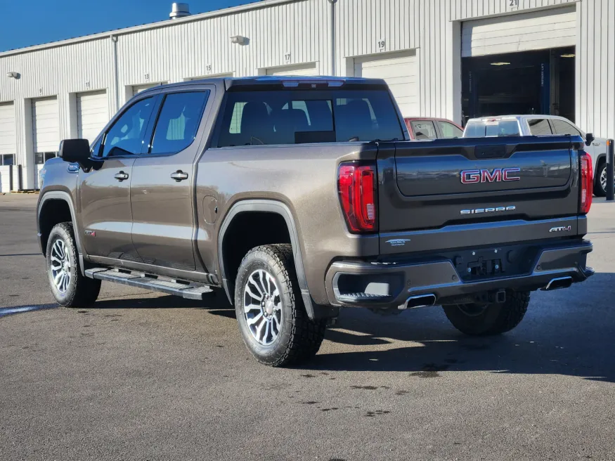 2019 GMC Sierra 1500 AT4 | Photo 2 of 21