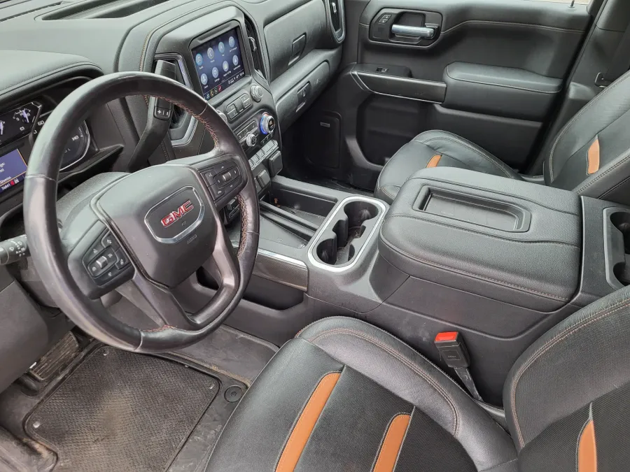 2021 GMC Sierra 1500 AT4 | Photo 11 of 24