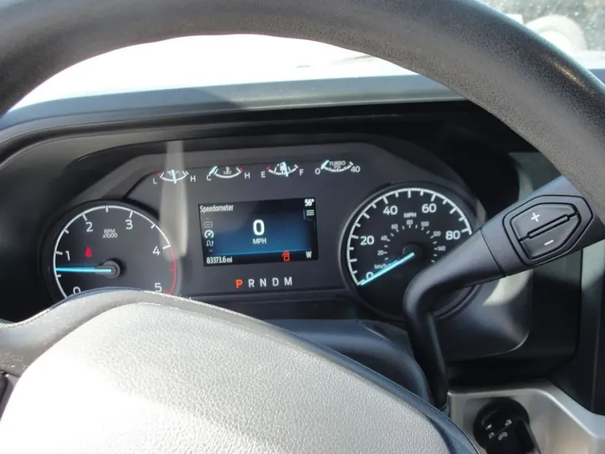 2023 Ford Super Duty F-350 XL | Photo 12 of 14