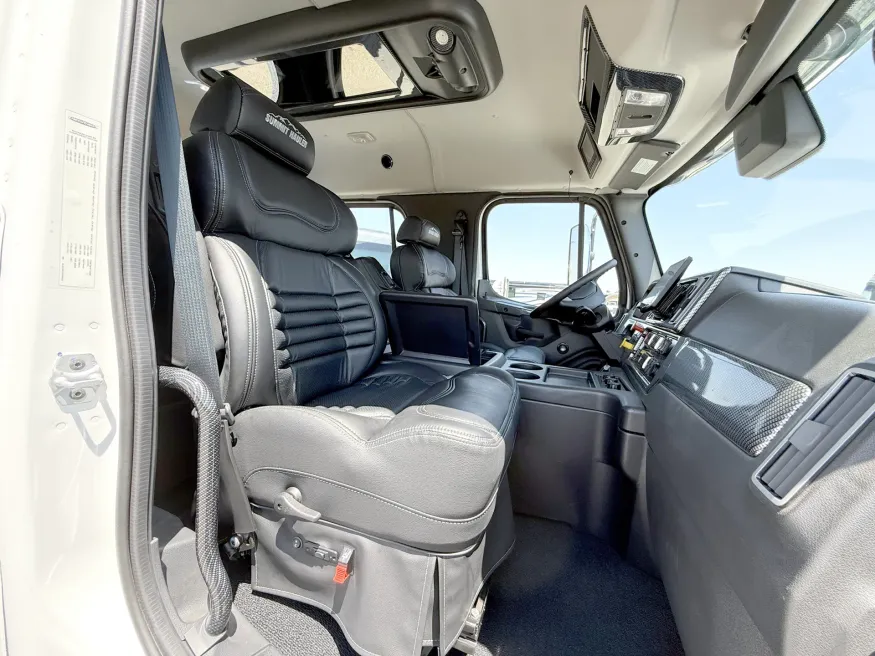 2025 Freightliner M2 106 Plus Summit Hauler | Photo 22 of 24