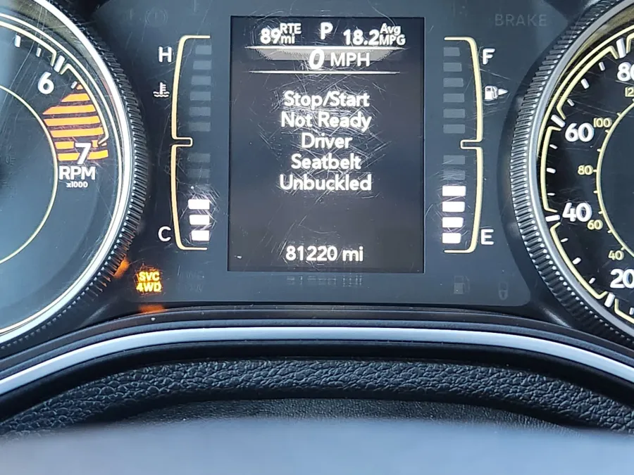 2019 Jeep Cherokee Latitude Plus | Photo 22 of 29