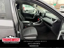 2021 Toyota RAV4 LE | Thumbnail Photo 20 of 23