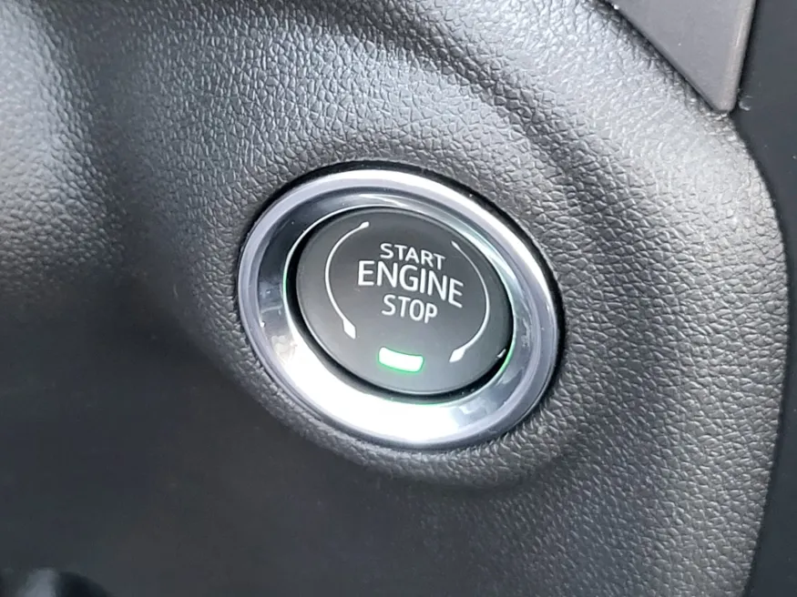 2026 GMC Sierra 1500 Pro | Photo 17 of 22