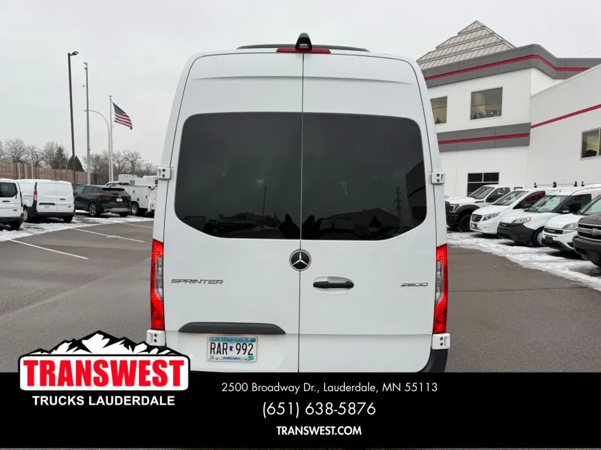2024 Mercedes Benz Sprinter 2500 Passenger 144 WB | Photo 3 of 21