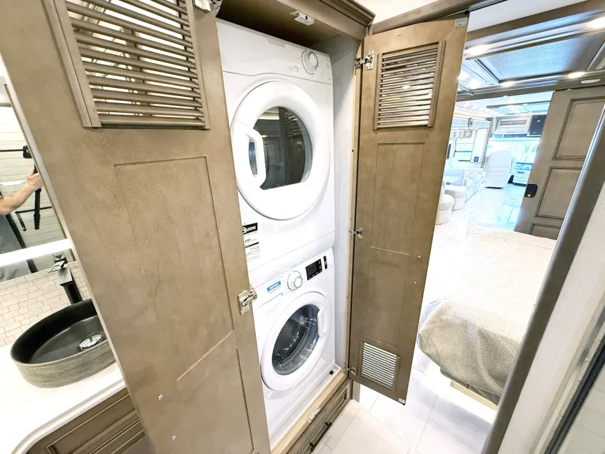 2026 Newmar London Aire 4551 | Photo 21 of 34