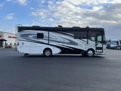 2016 Tiffin Allegro Red 33AA | Thumbnail Photo 4 of 21