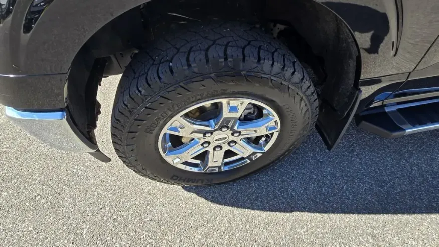 2023 Ford F-150 | Photo 10 of 31