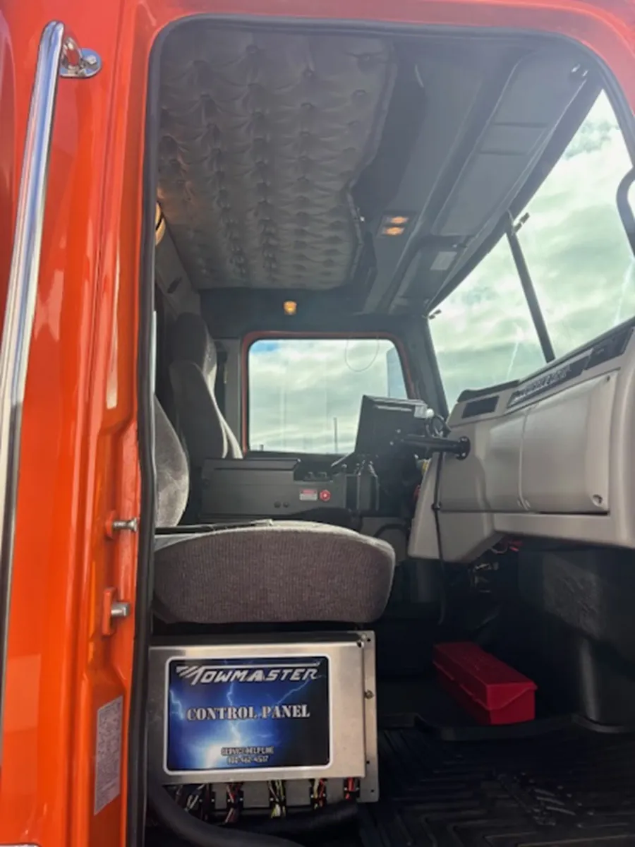 2021 Western Star 4700SF | Photo 9 of 15