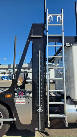 2025 Western Star 49X | Thumbnail Photo 26 of 43