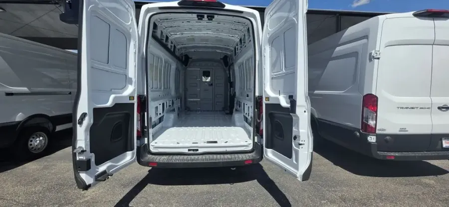 2025 Ford Transit-350 | Photo 6 of 24