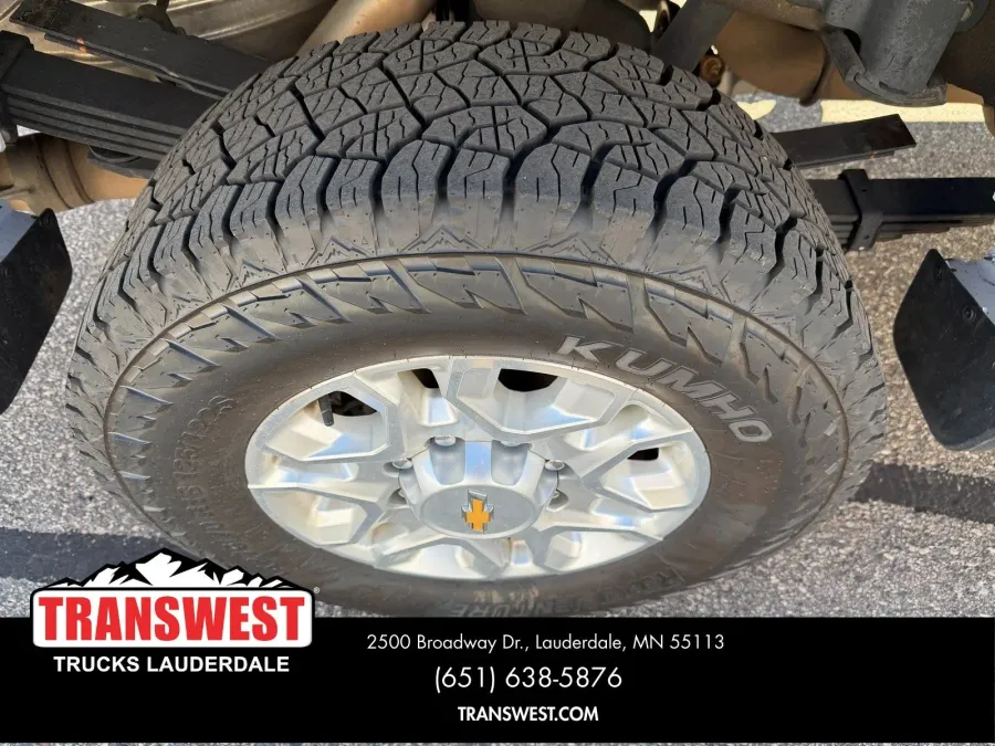 2024 Chevrolet Silverado 3500HD LT | Photo 16 of 21