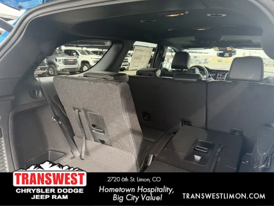 2026 Dodge Durango GT Plus HEMI V8 | Photo 8 of 17