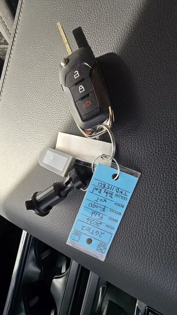 2026 Ford F-150 | Photo 23 of 28