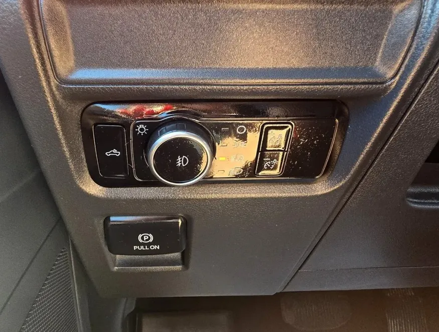 2023 Ford F-150 | Photo 13 of 30