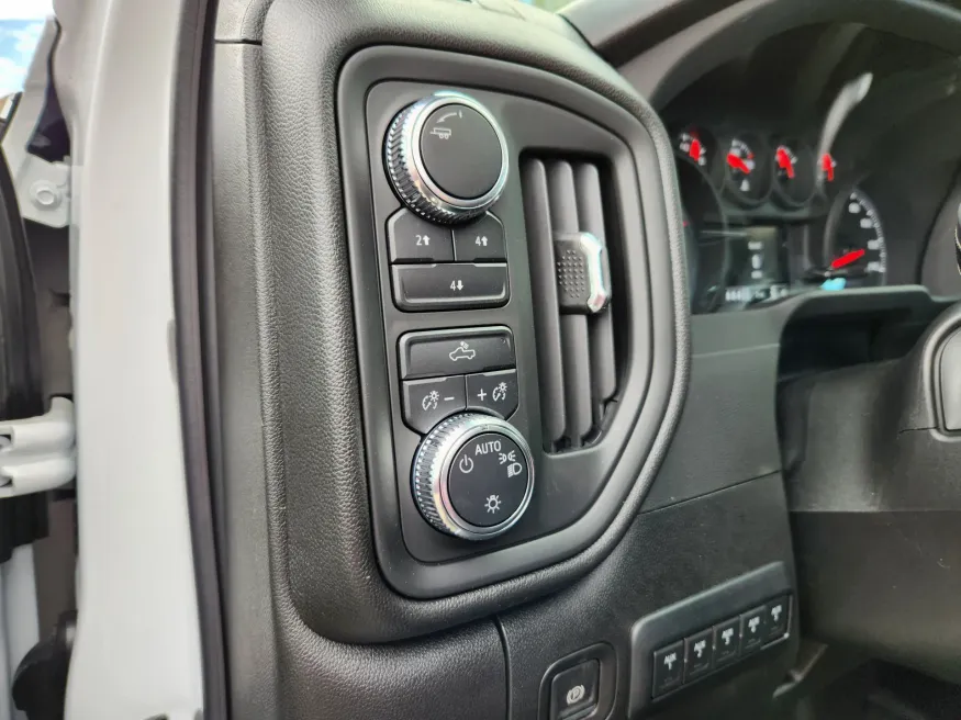 2026 GMC Sierra 3500HD CC Pro | Photo 7 of 28