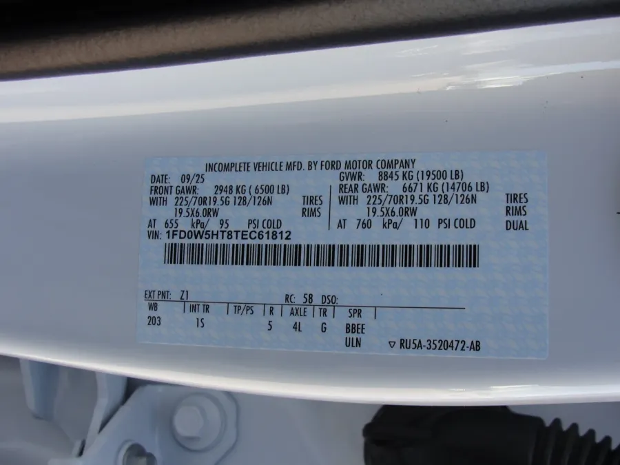 2026 Ford F-550 | Photo 15 of 16