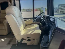 2021 Newmar Ventana 3412 | Thumbnail Photo 9 of 39