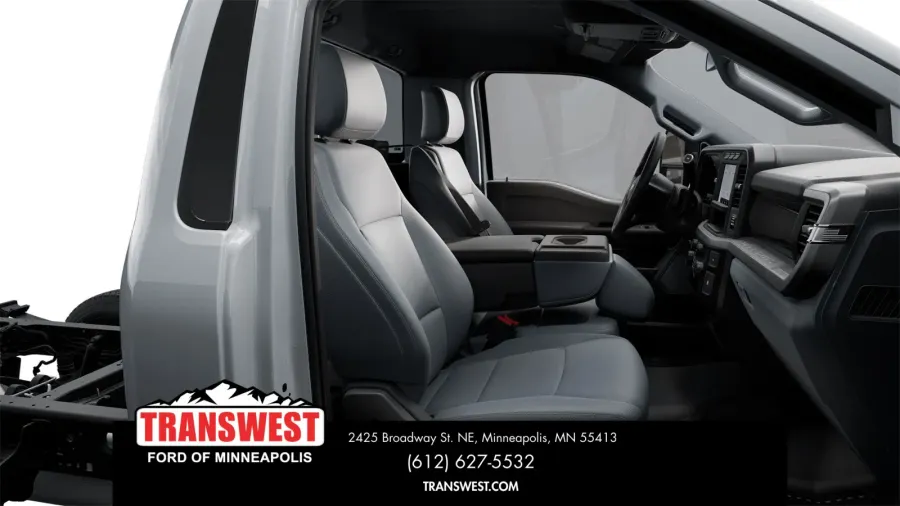 2025 Ford Super Duty F-600 | Photo 6 of 8