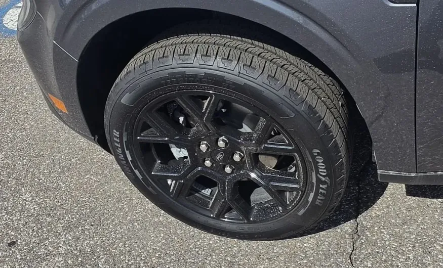 2026 Ford Maverick | Photo 10 of 29